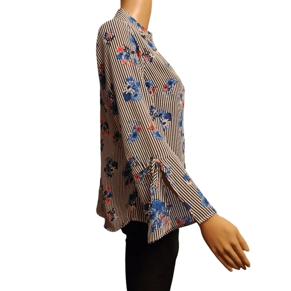 Floral Striped Blouse with Open Bell Sleeves - Picture 3 of 12